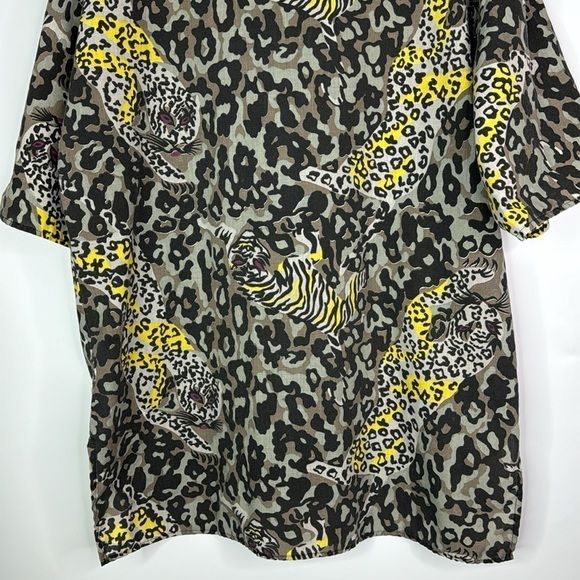 Vintage CHAMS Lepoard Short Sleeve Button UP Shirt Size Small - Picture 6 of 8